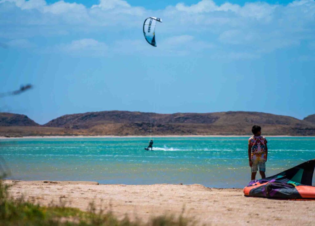 Global Kite trips - Kite safari Colombia  Punta gallina kite