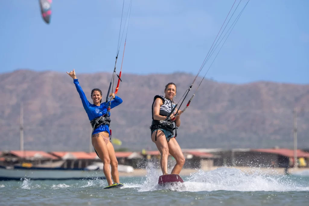 GKT-Colombia ALB. by Antoine Verville 2-37-14