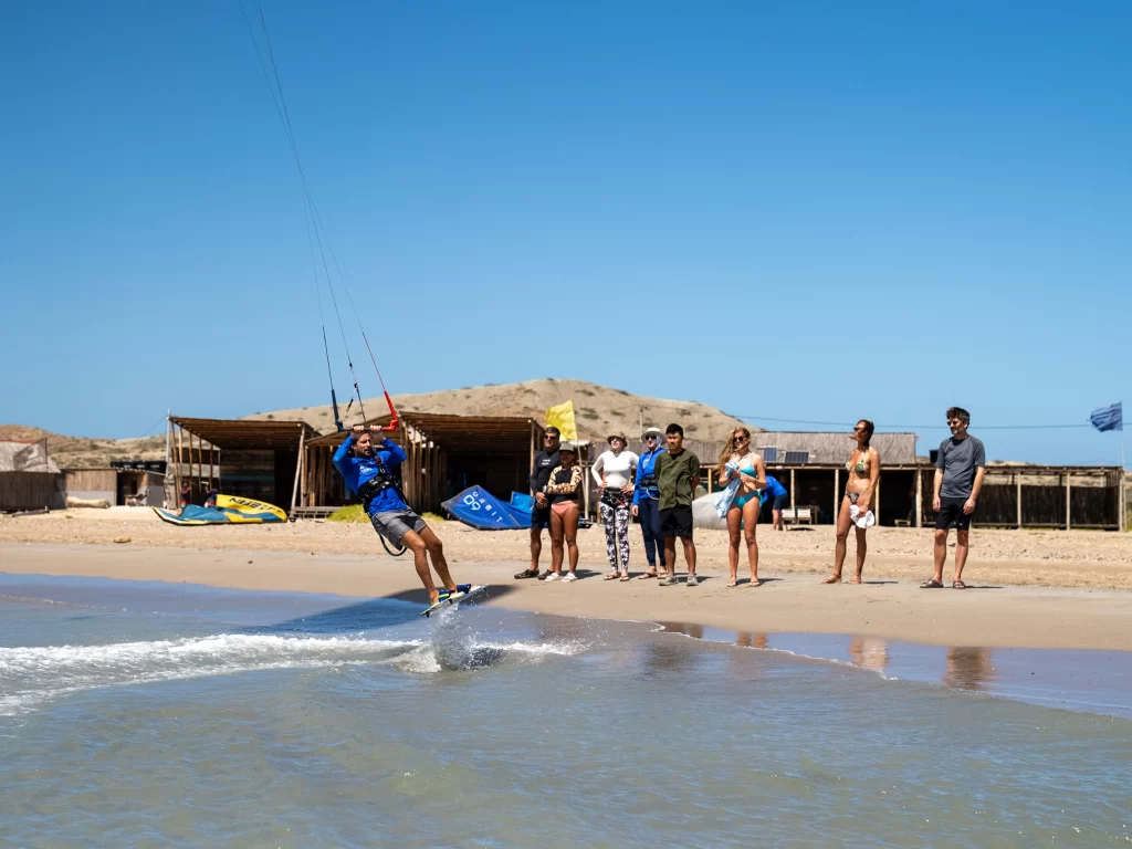 GKT-Colombia ALB. by Antoine Verville 2-37-65
