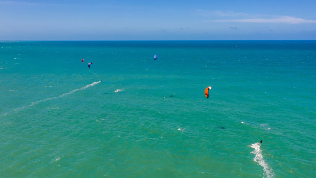 downwinder kitboarding